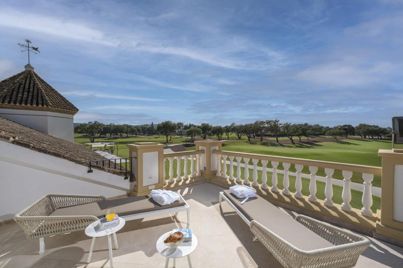 Royal Suite At The San Roque Club מראה חיצוני תמונה