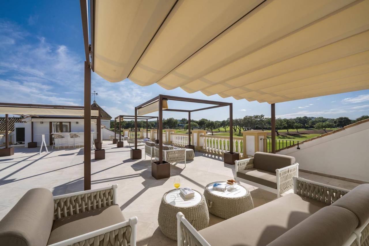 Royal Suite At The San Roque Club מראה חיצוני תמונה